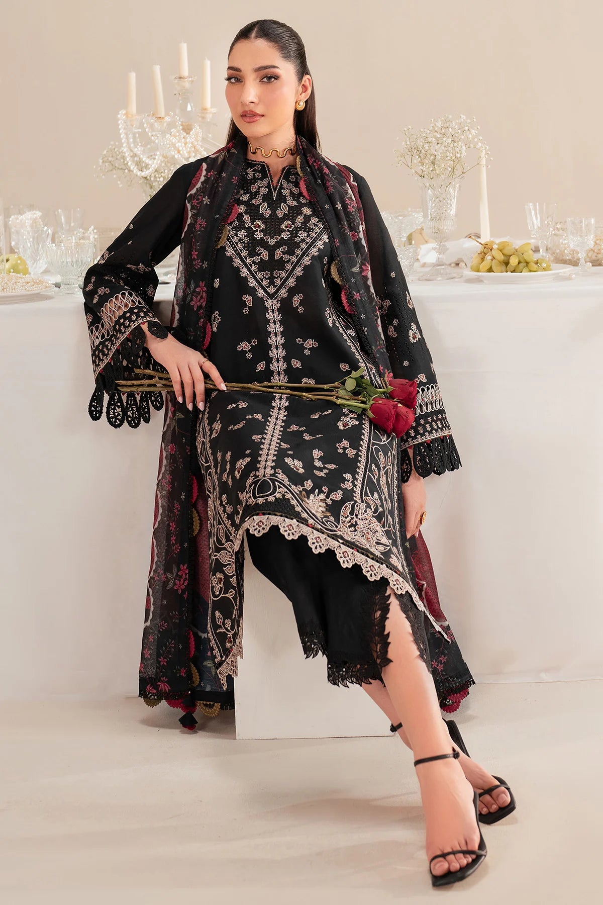 IRIS by Jazmin Luxury Lawn lawn Pakistani suit detail view M&M Couture USA