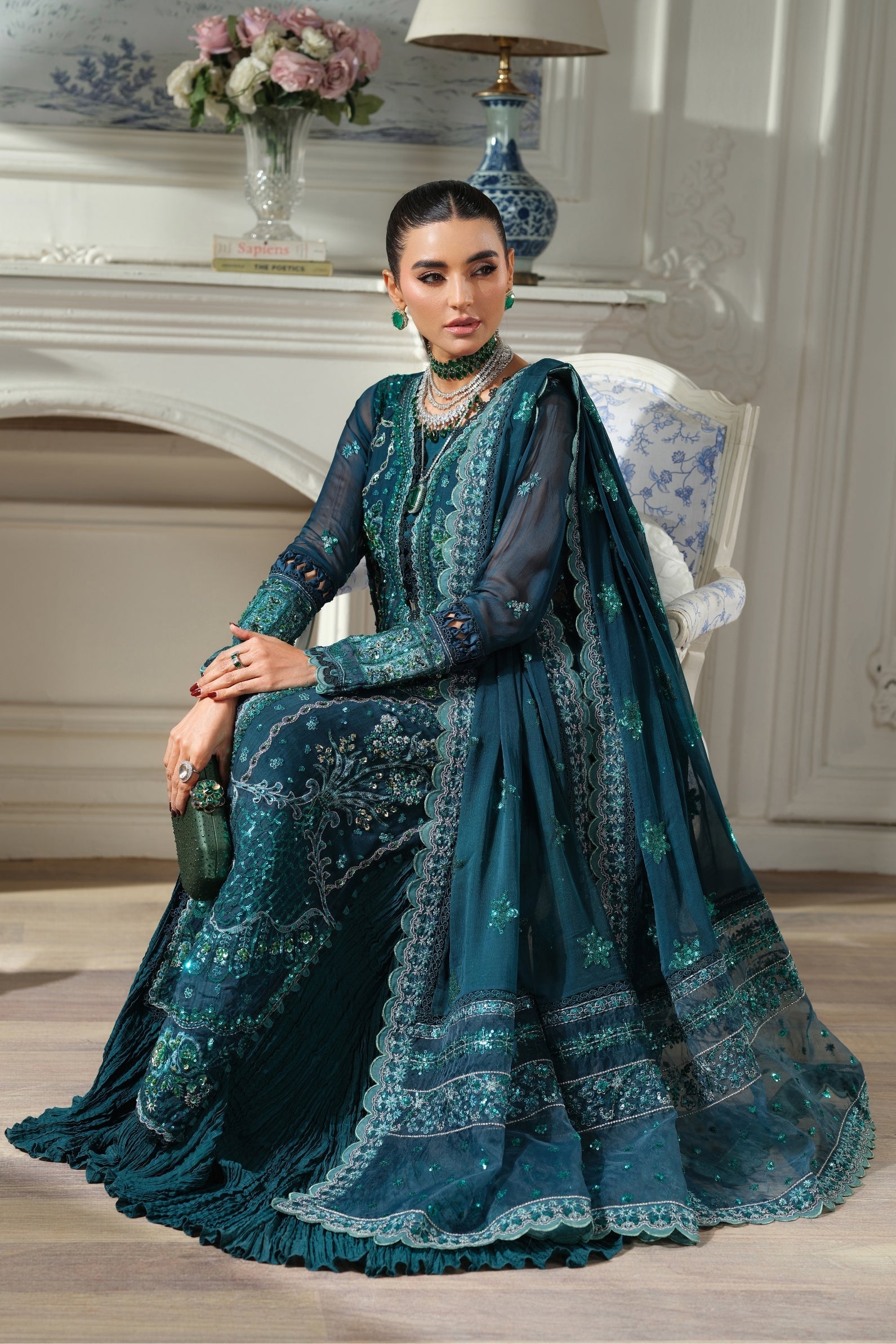 Momal | Meer By Maryum Hussain Pakistani suit detail view M&M Couture USA