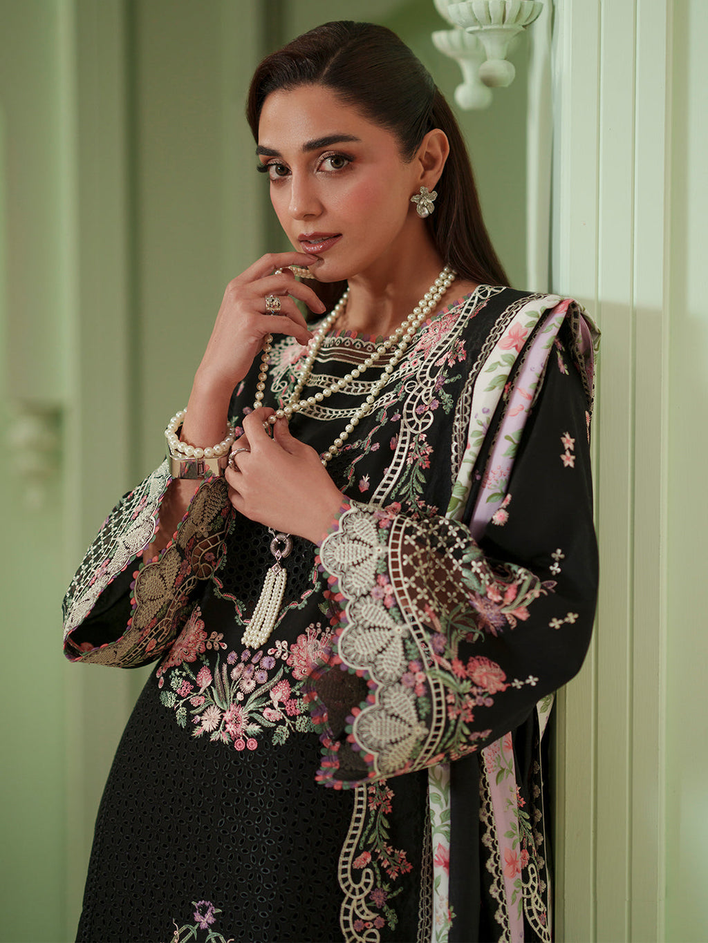 Bin Ilyas | Mashriq Luxury Lawn | 114