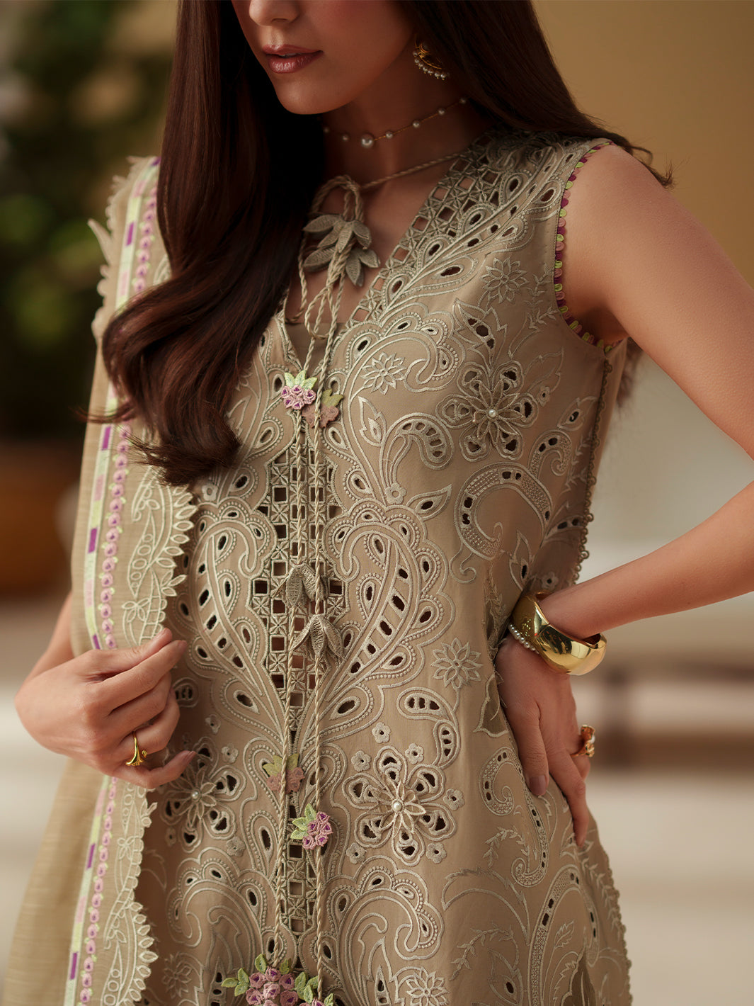 Bin Ilyas | Mashriq Luxury Lawn | 105