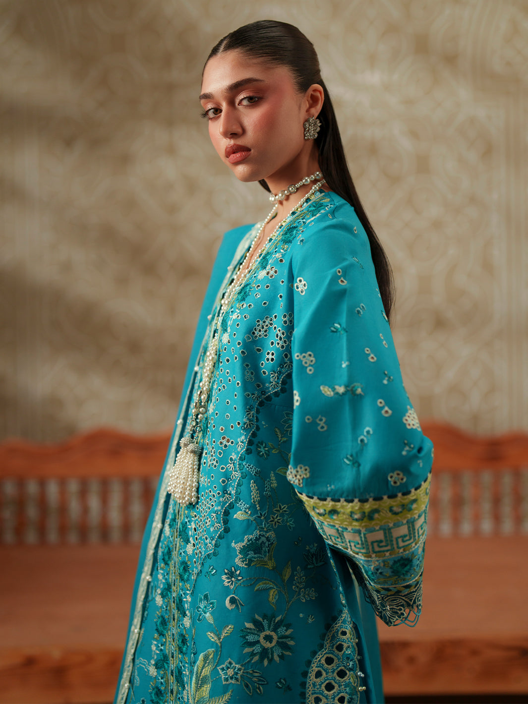 Bin Ilyas | Mashriq Luxury Lawn | 106