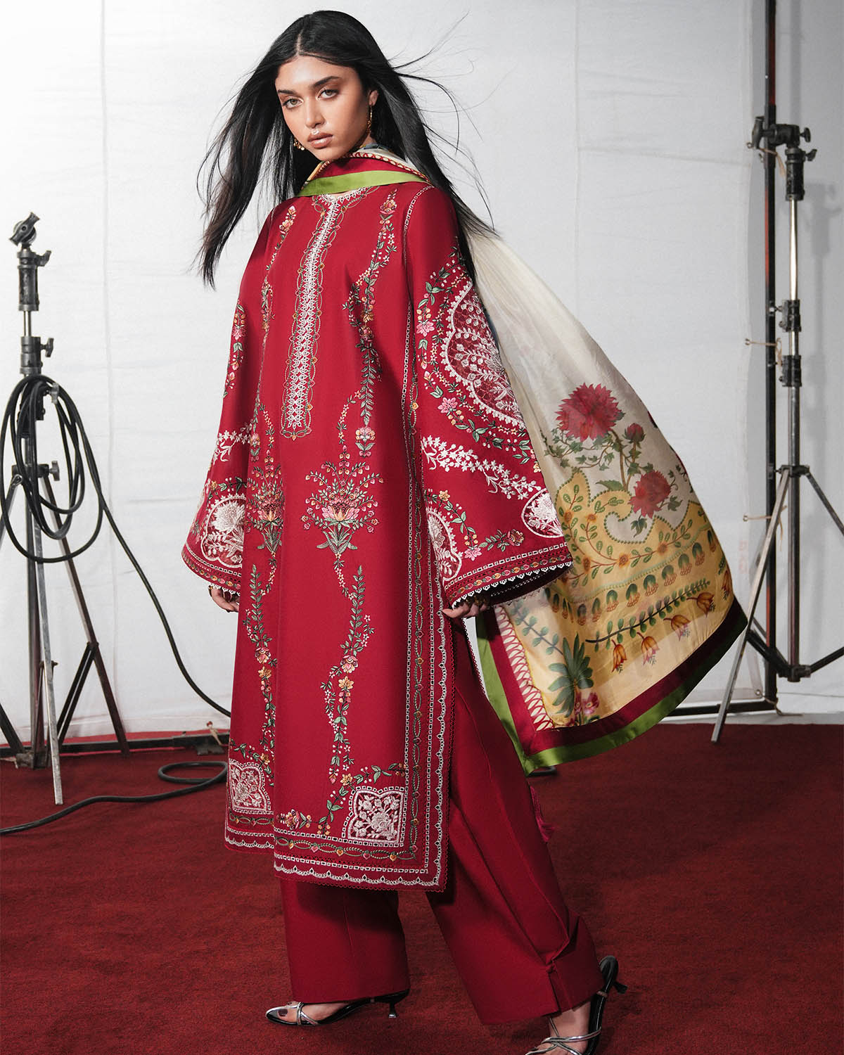 Diryaz | Jugnu By Hussain Rehar Pakistani suit detail view M&M Couture USA