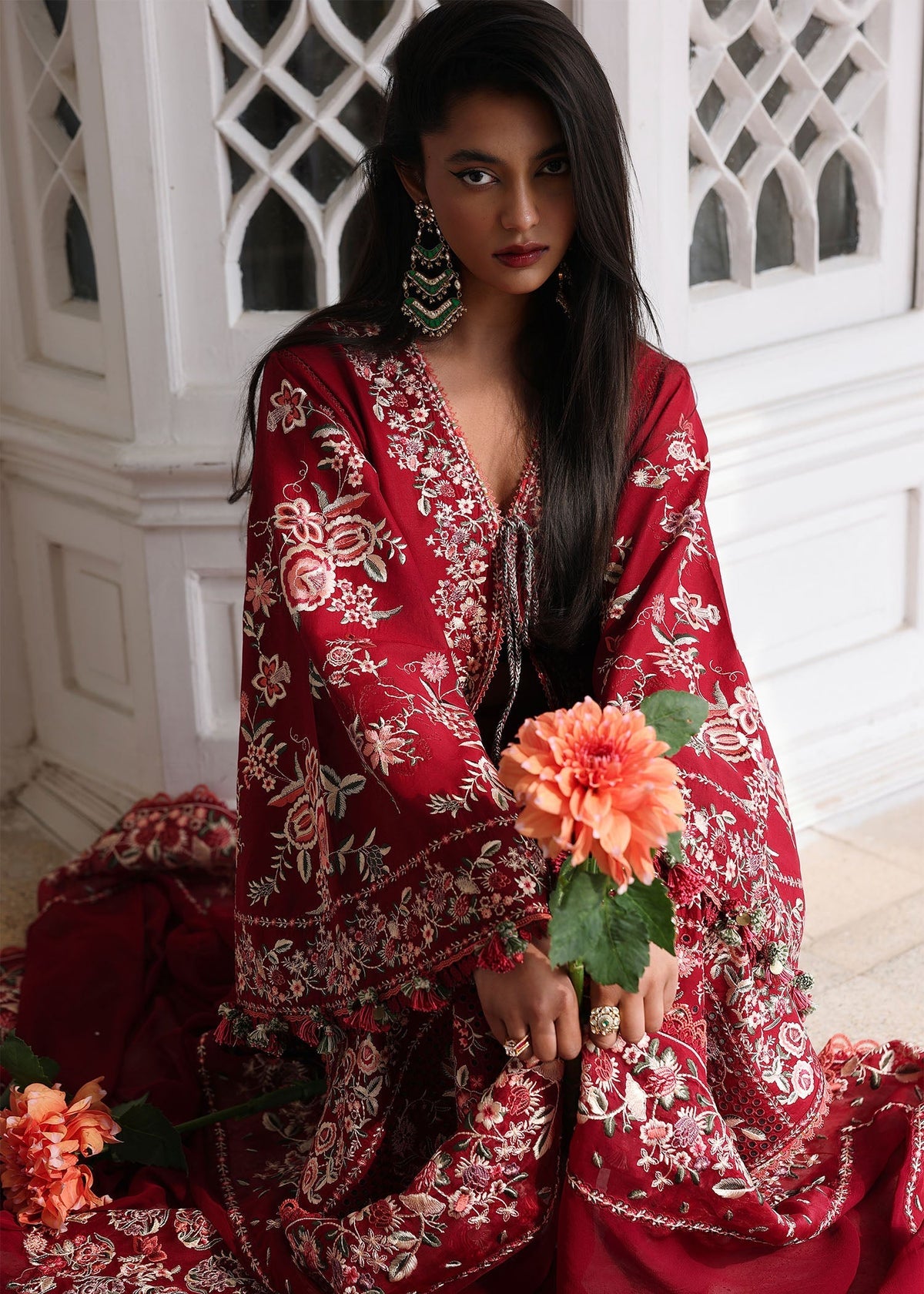 Kastanaa | Luxury lawn Hussain Rehar lawn Pakistani suit detail view M&M Couture USA