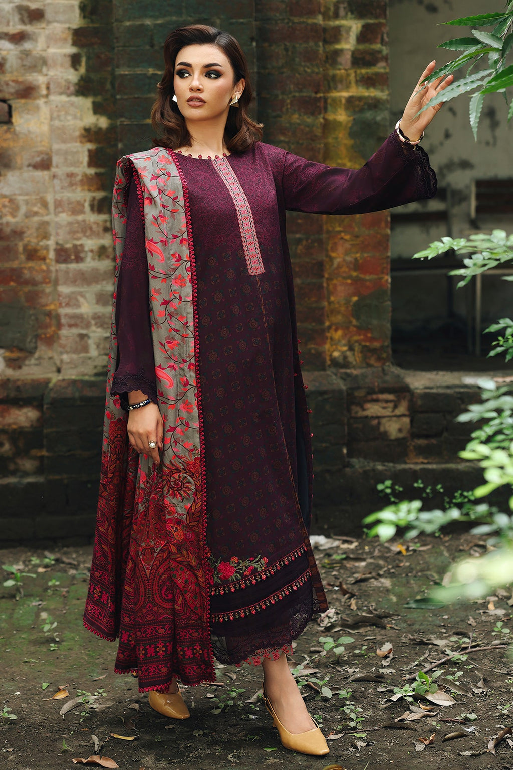 Linen "Combination" By Charizma linen Pakistani suit front view M&M Couture USA