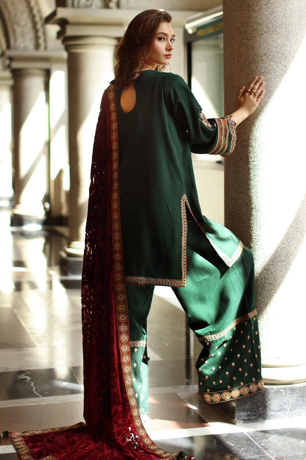Poshima Embroidered  By Charizma Pakistani suit dupatta view M&M Couture USA