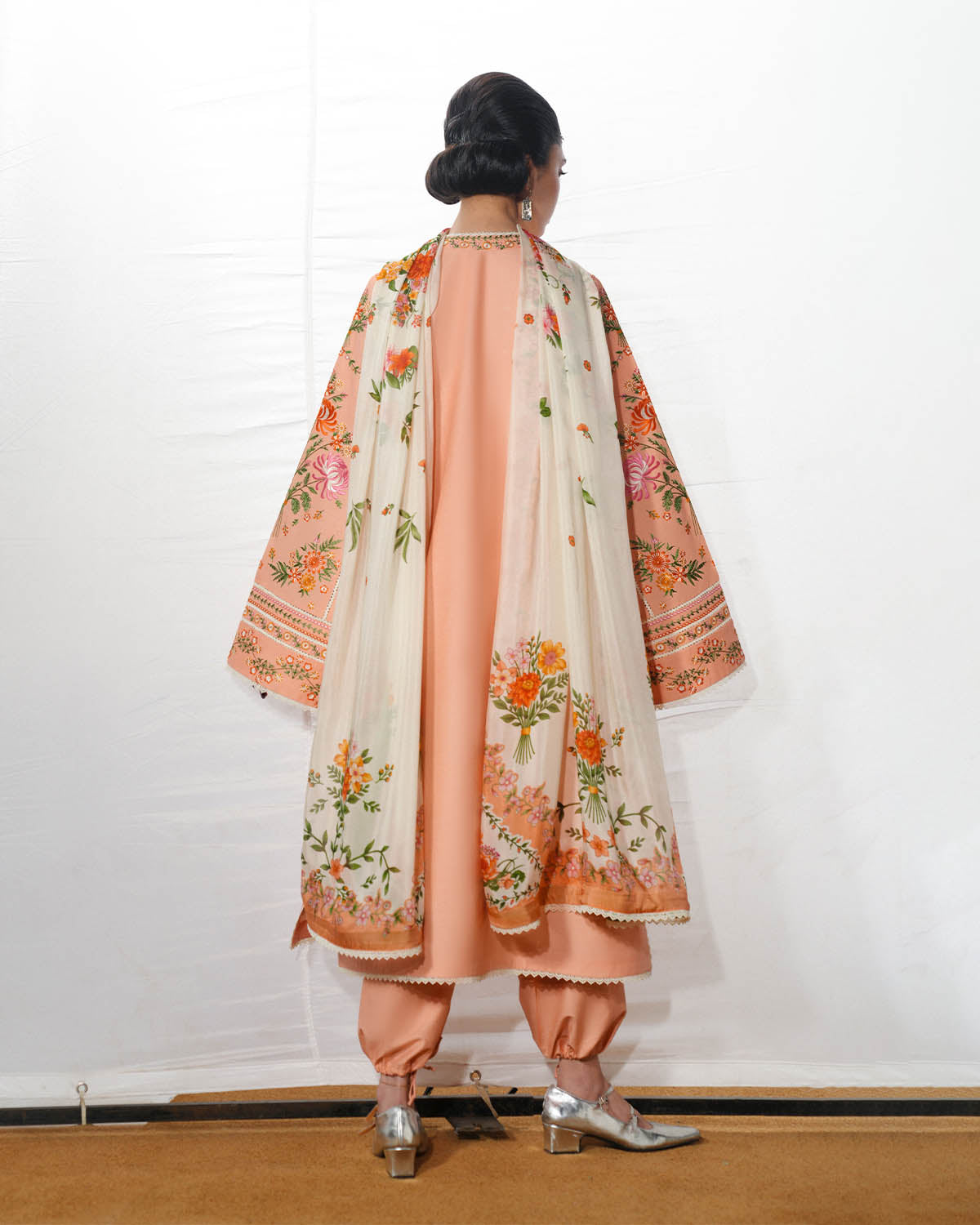 Zerah | Jugnu By Hussain Rehar Pakistani suit detail view M&M Couture USA