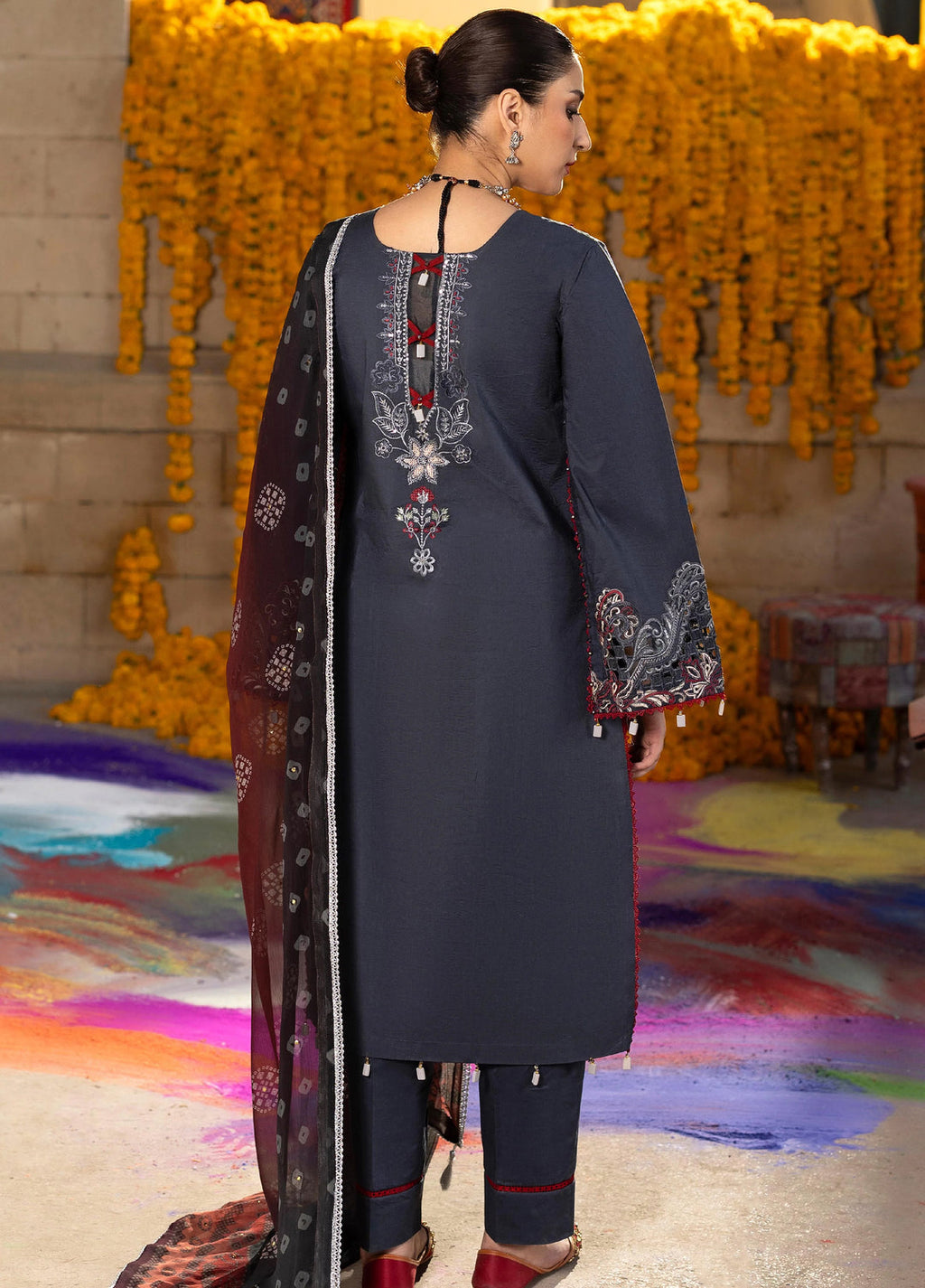 Bandhani by Al Zohaib Pakistani suit detail view M&M Couture USA