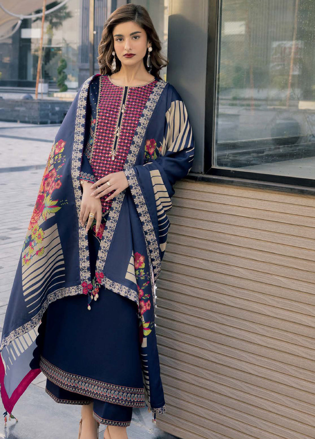 Poshima by Charizma Pakistani suit detail view M&M Couture USA