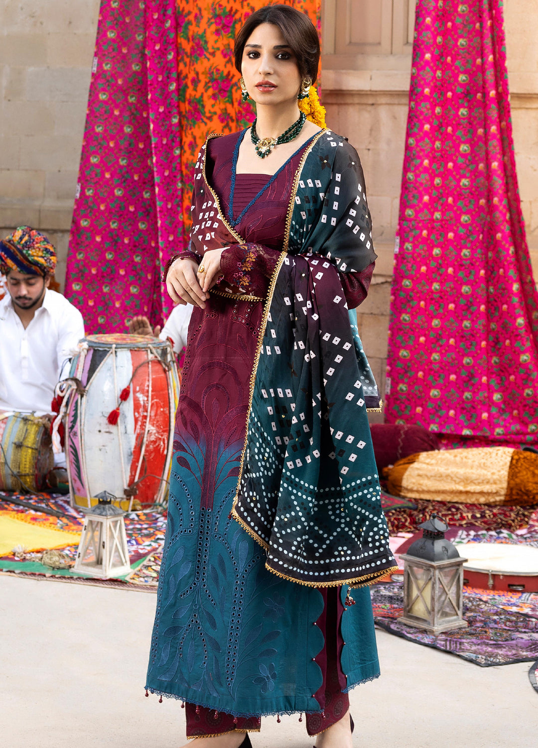 Bandhani by Al Zohaib Pakistani suit detail view M&M Couture USA