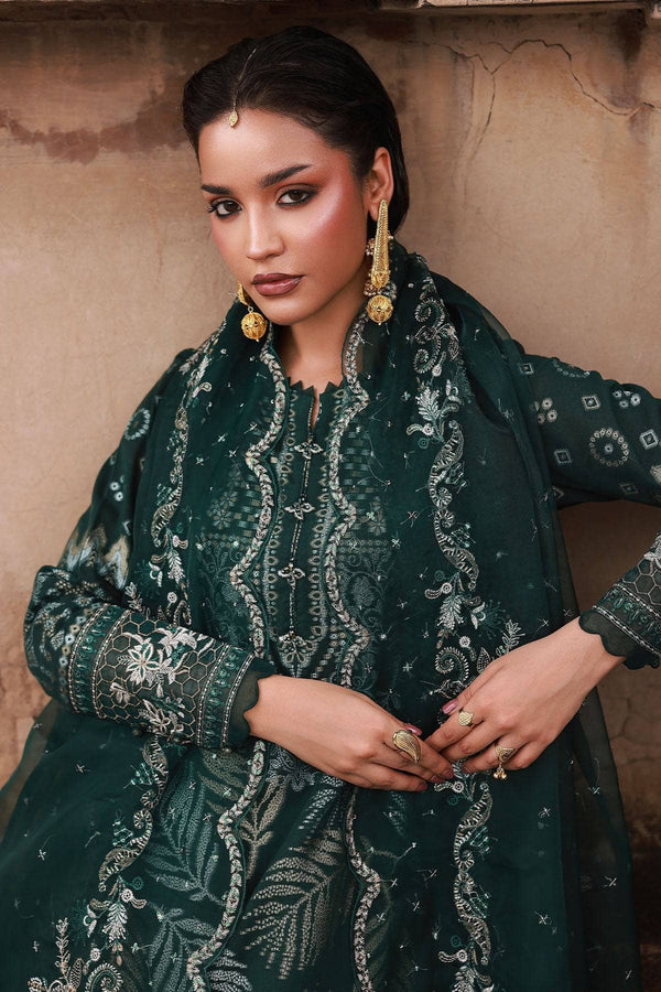 MAYA JACQUARD by Nureh Pakistani suit detail view M&M Couture USA