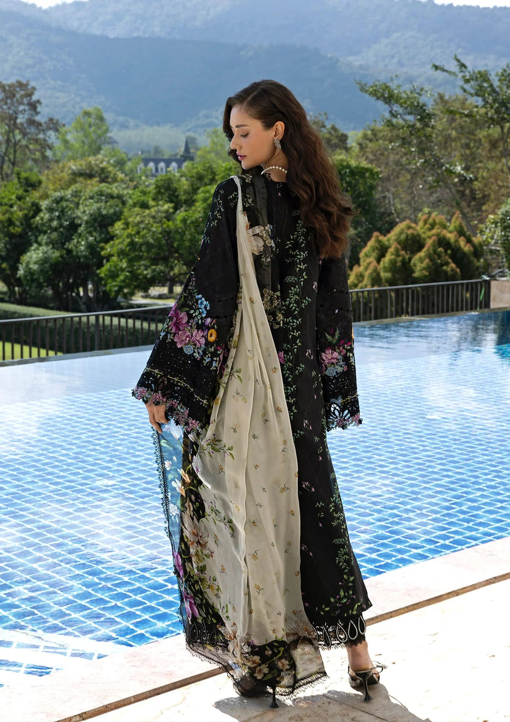 Throne - Digital printed lawn By Elaf lawn Pakistani suit detail view M&M Couture USA