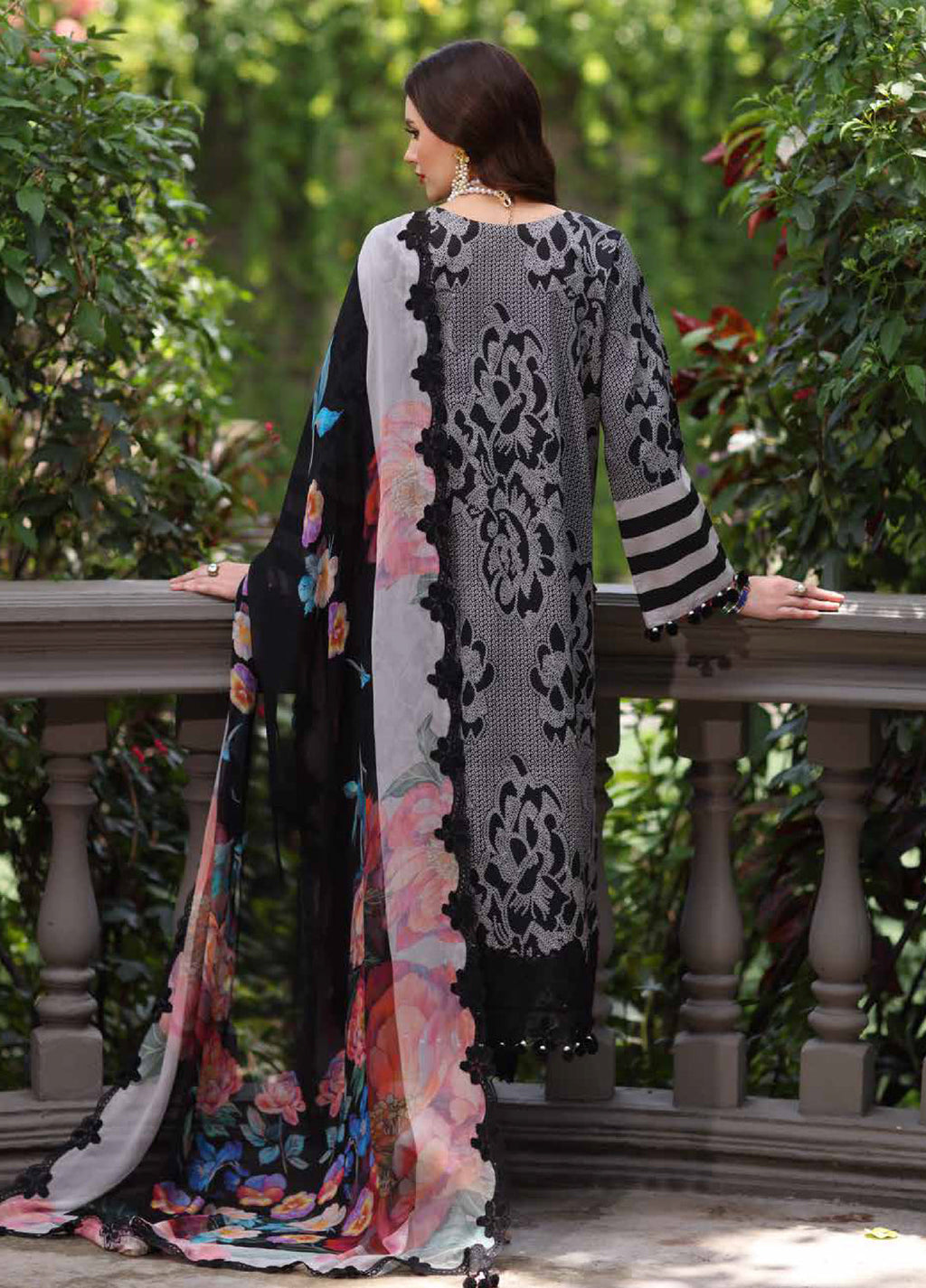 Aghaz e Nou By Charizma Pakistani suit detail view M&M Couture USA