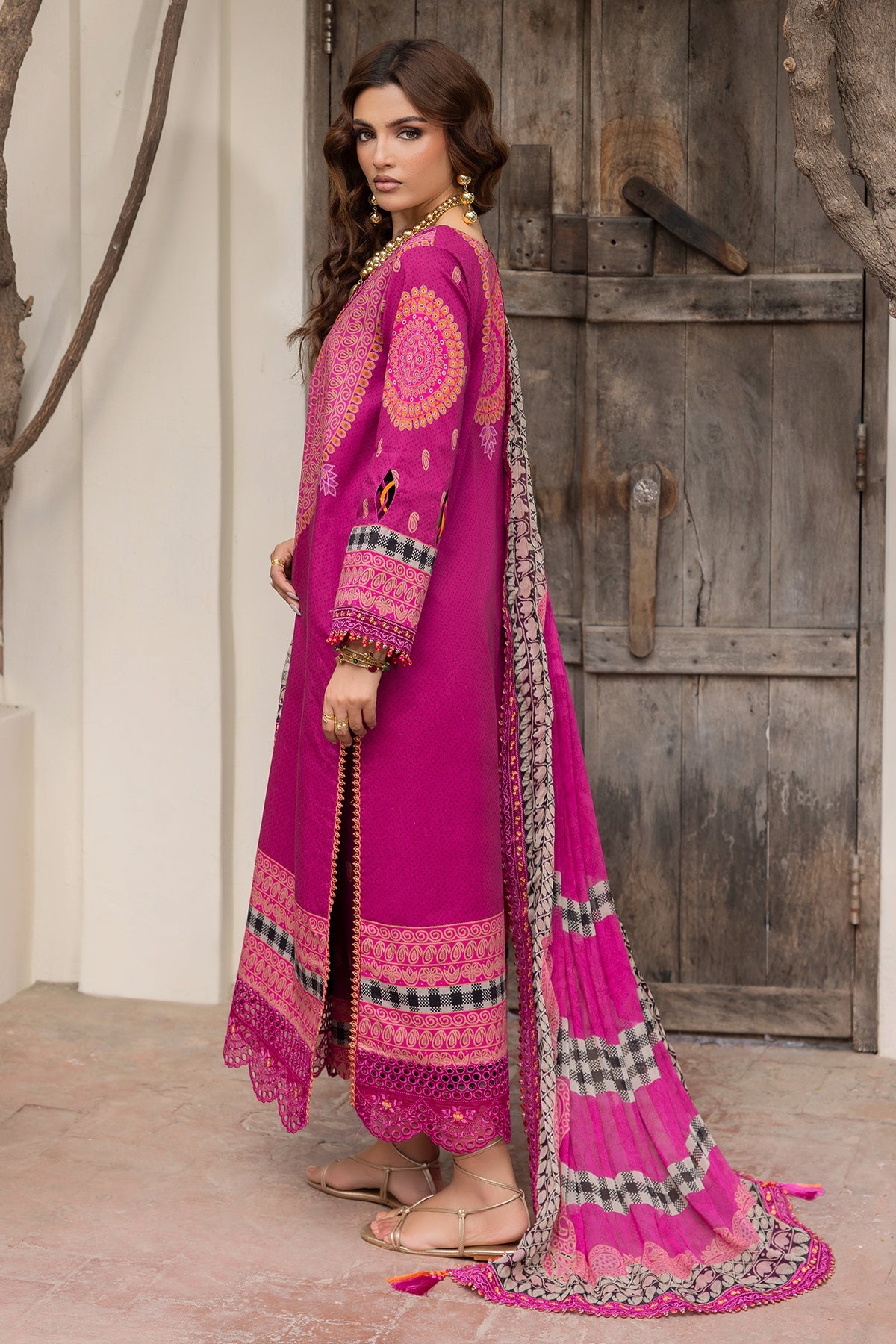 Charizma | Andaaz Lawn 26 | 105