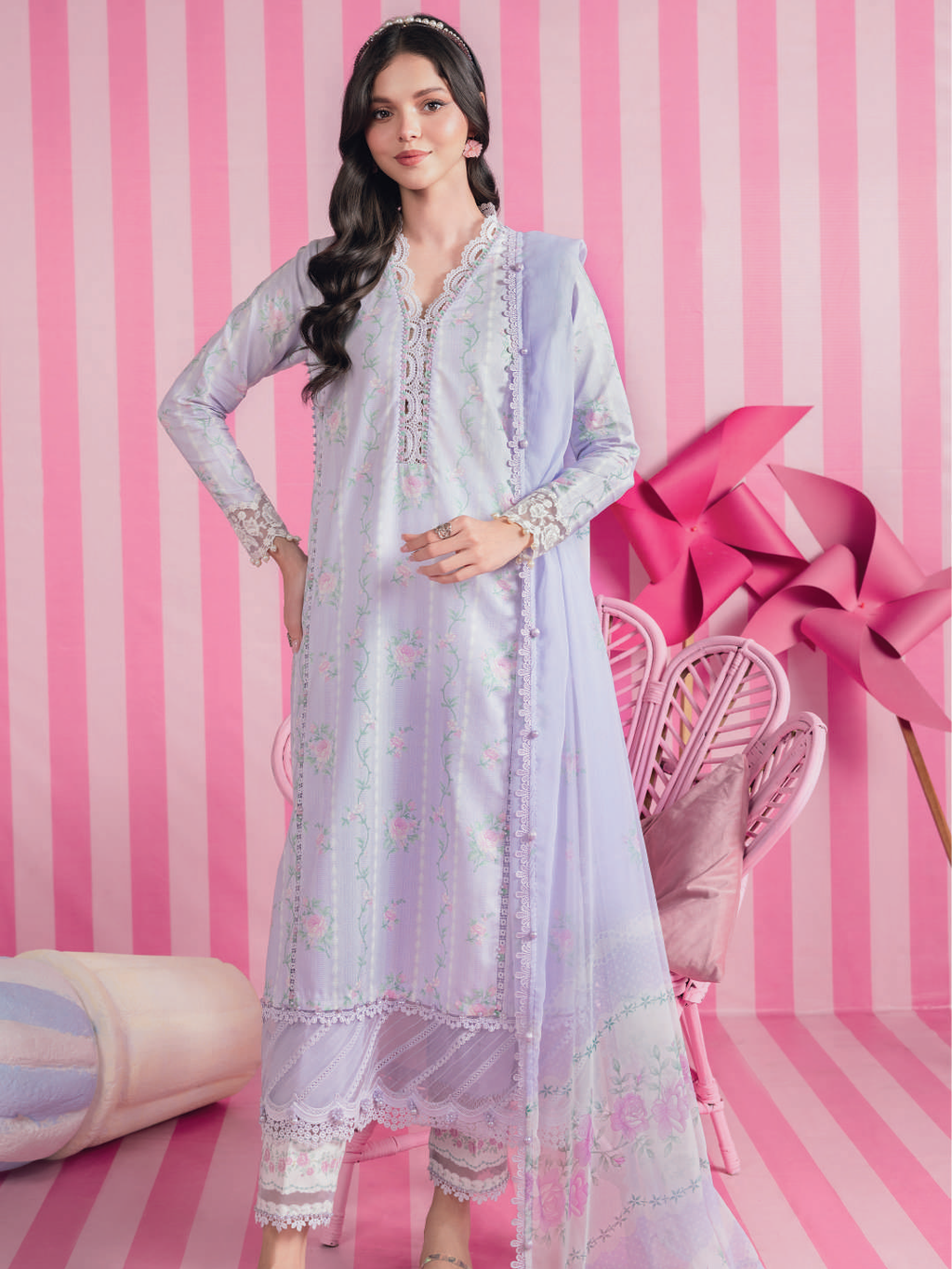 Maria B Basics Embroidered Lawn Suit –118