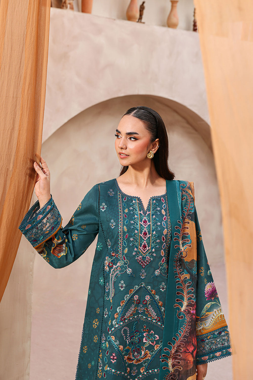 Mashaal Luxury Lawn by Ramsha lawn Pakistani suit dupatta view M&M Couture USA
