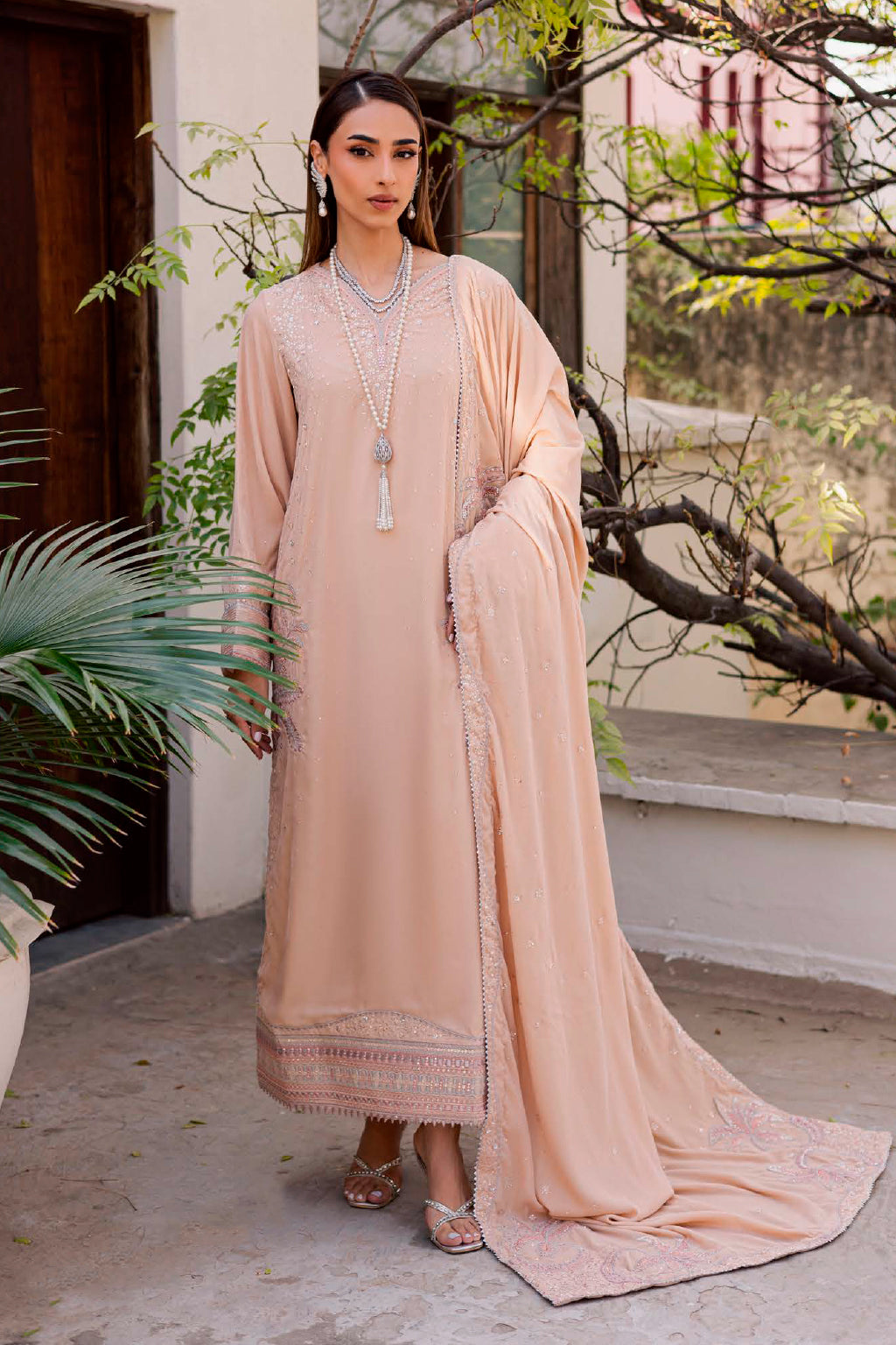 Maya Velvet By Nureh -MV 102 velvet Pakistani suit front view M&M Couture USA