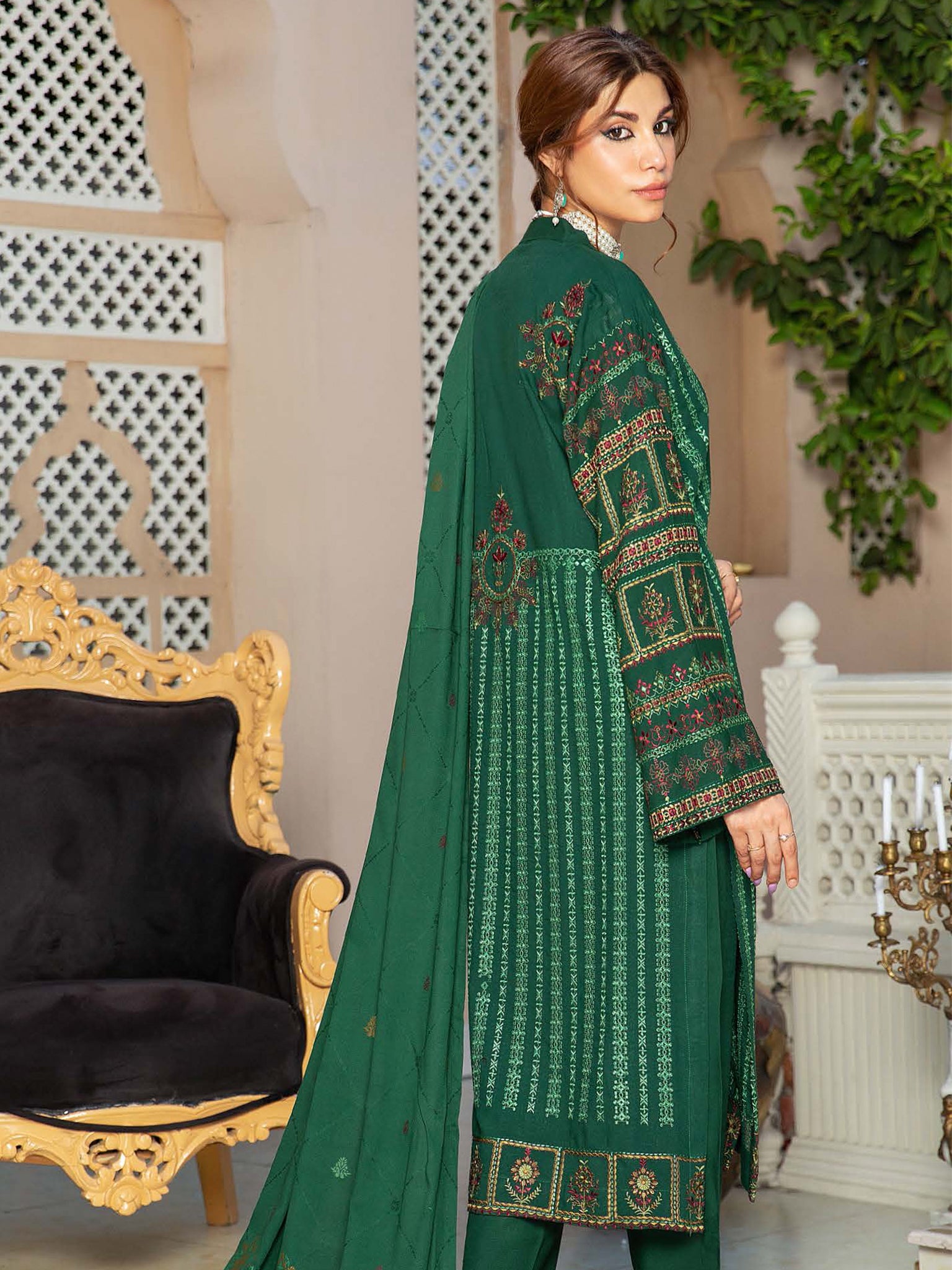 Swiss Wool "Husan-e-Jahan" by Khoobsurat Pakistani suit detail view M&M Couture USA