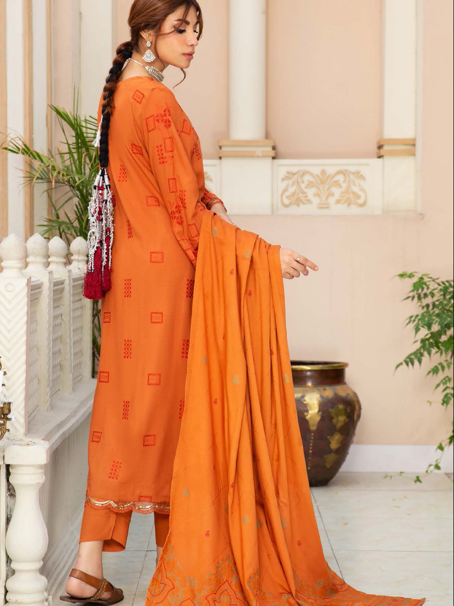Swiss Wool "Husan-e-Jahan" by Khoobsurat Pakistani suit detail view M&M Couture USA
