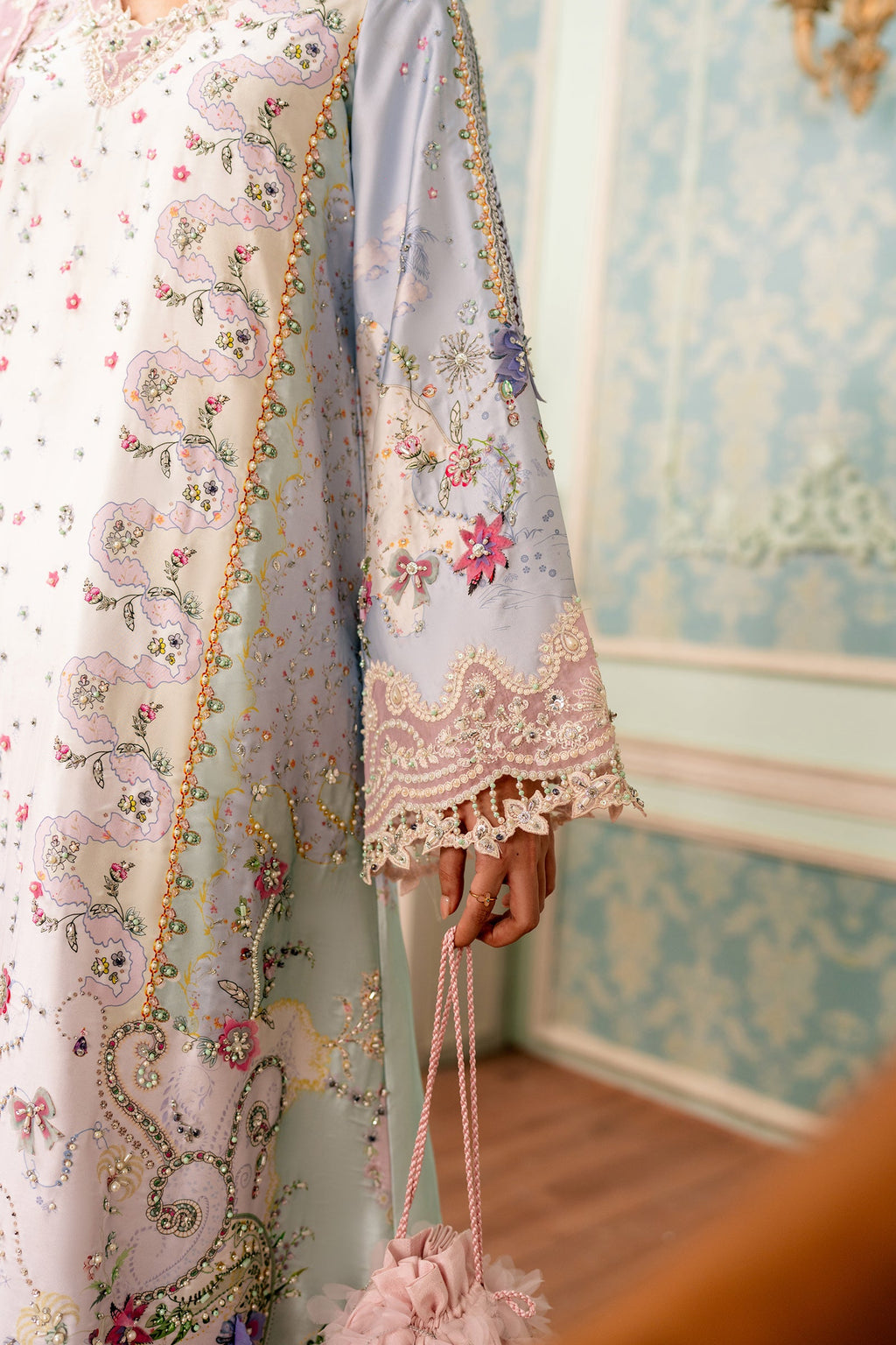 AKARI | Luxe silk | By Qalamkar-107