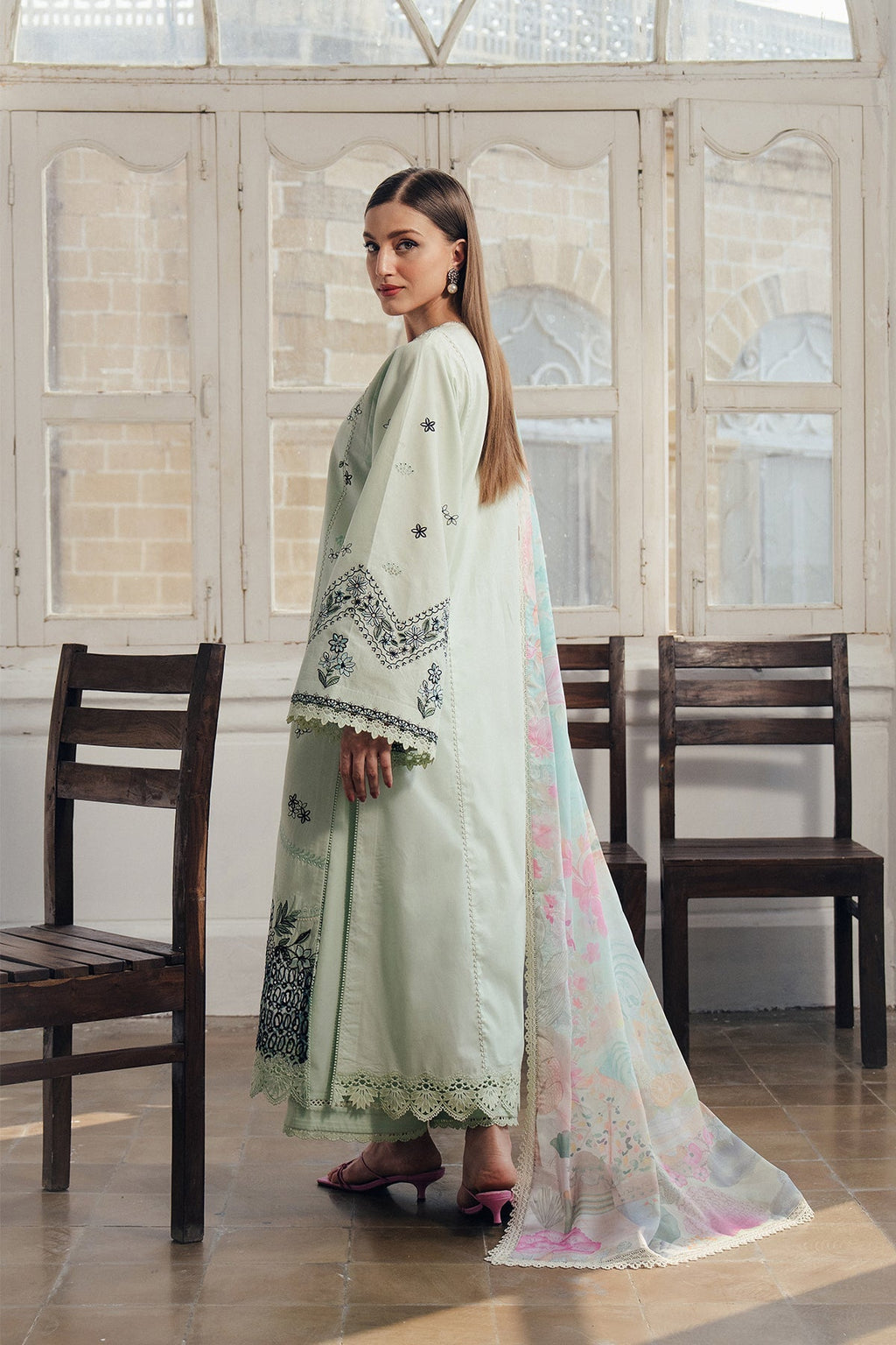 Dewlit | Daybreak By Afrozeh Pakistani suit detail view M&M Couture USA