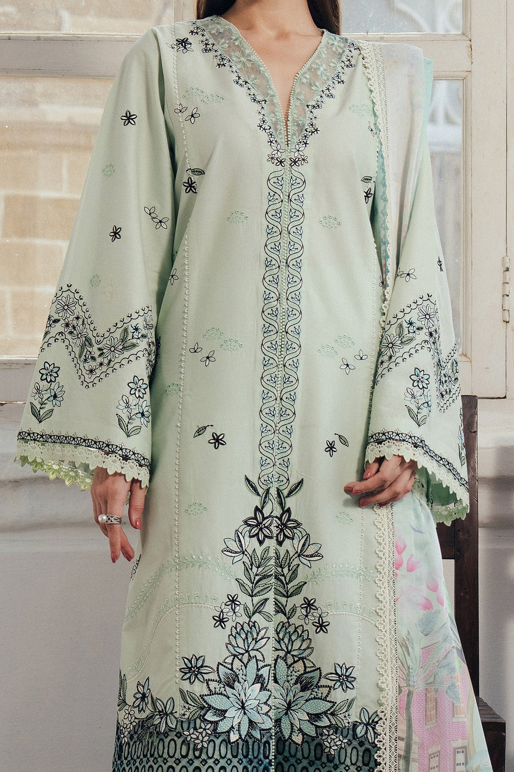 Dewlit | Daybreak By Afrozeh Pakistani suit dupatta view M&M Couture USA