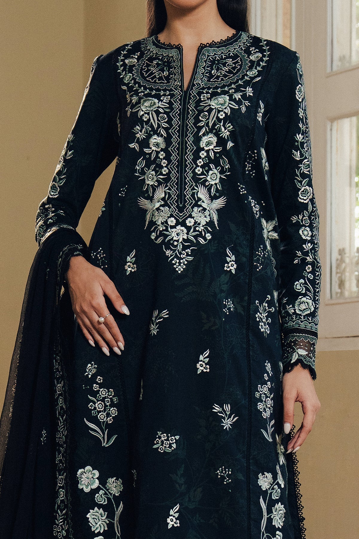 Cloudveil | Daybreak By Afrozeh Pakistani suit dupatta view M&M Couture USA
