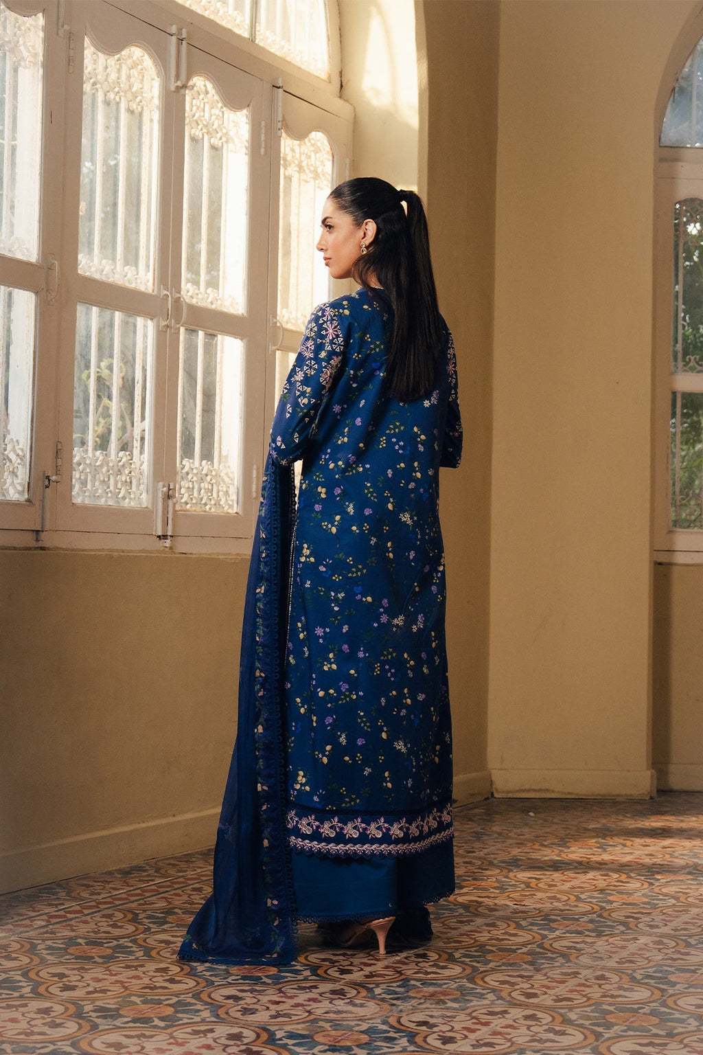 Duskmelt | Daybreak By Afrozeh Pakistani suit detail view M&M Couture USA