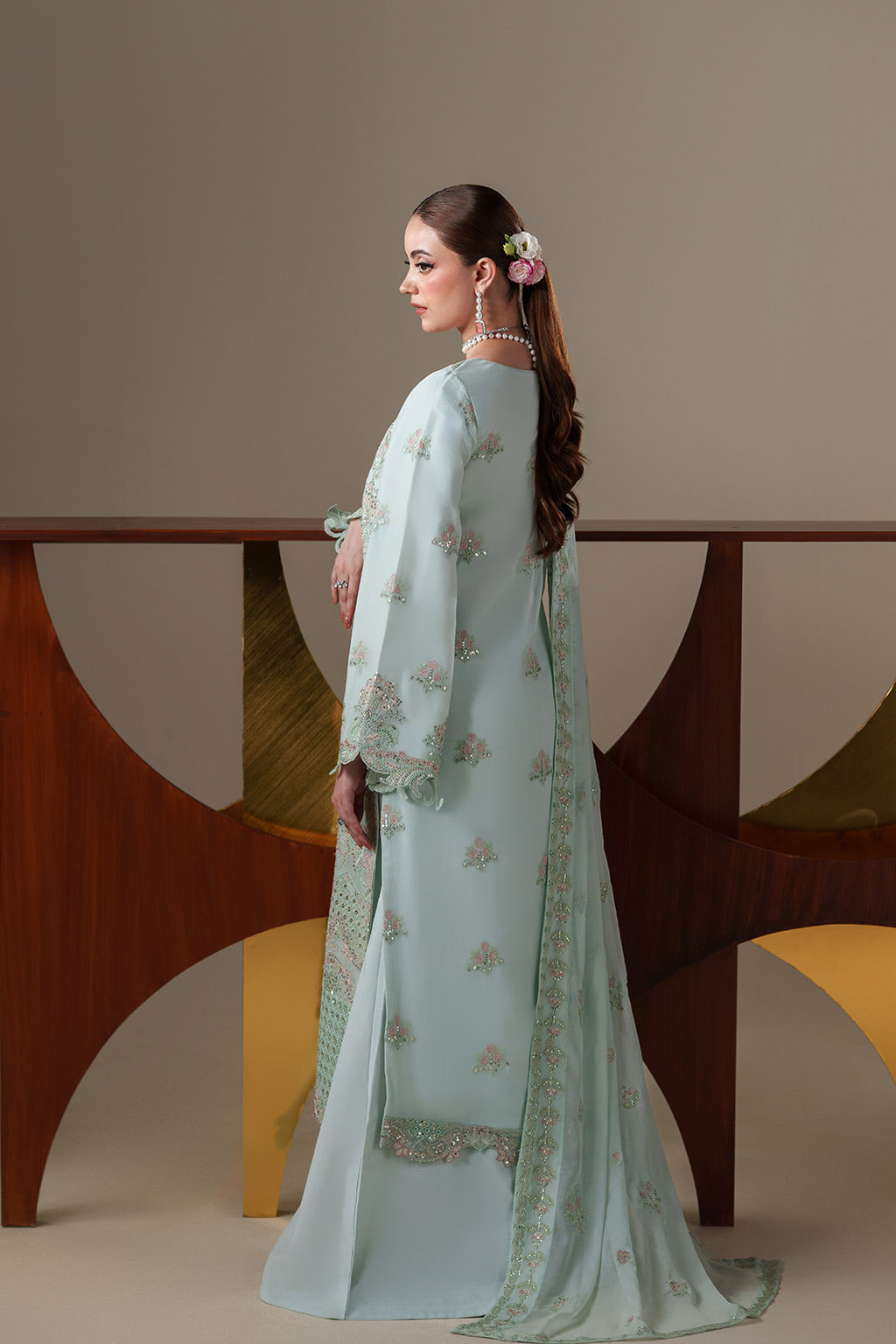 ORLA | Nouvelle by Emaan Adeel-102