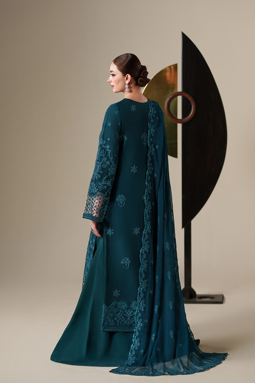 EIRA | Nouvelle by Emaan Adeel-104
