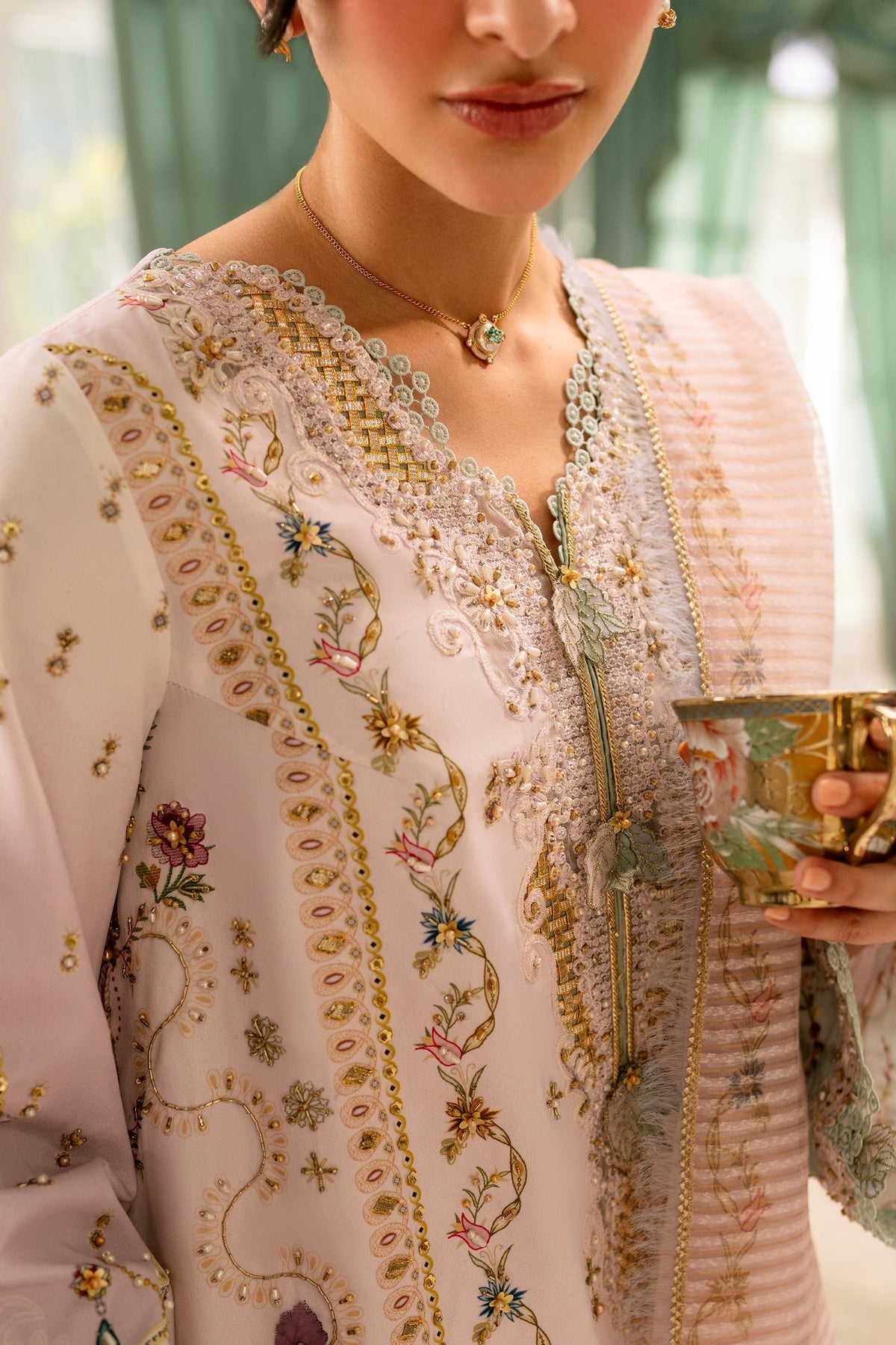 NOA | Luxe silk | By Qalamkar-102