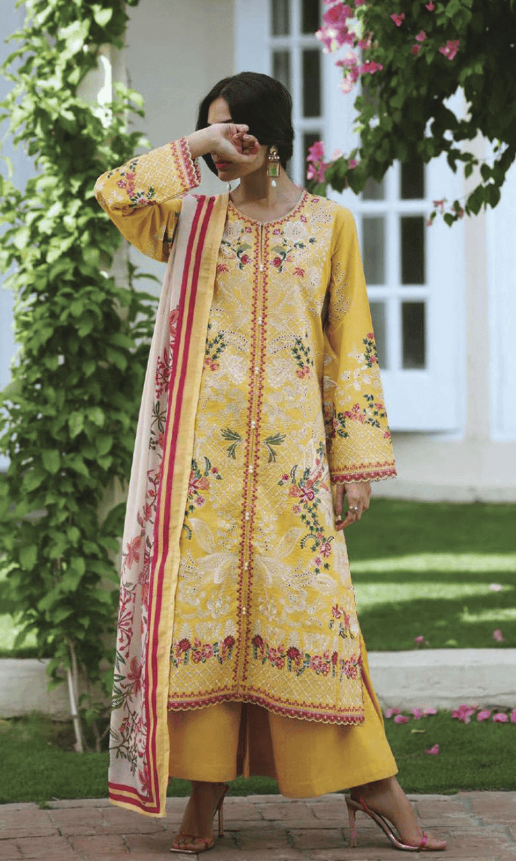 Sakoon | The Yellow By Casual Lite  | 104
