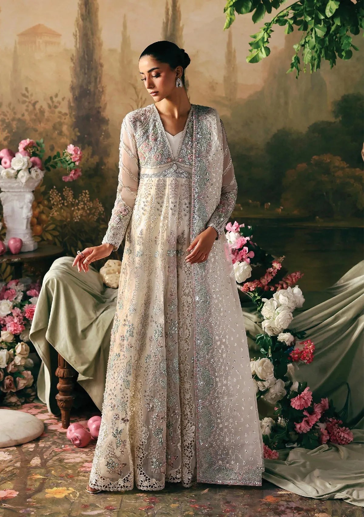 QUEEN – La Fuchsia Festive '26 by Afrozeh | 104